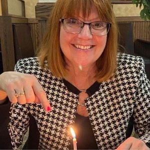 Meet your Posher, Carol